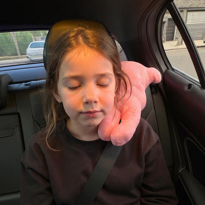 ALMOHADON CINTURON PLUSH - MONSTRUO ROSA